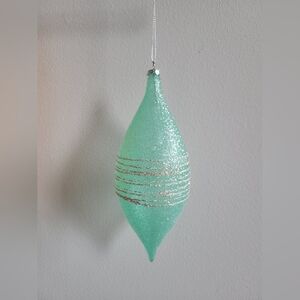 Vickerman 7" Light Green Shuttle Ornament